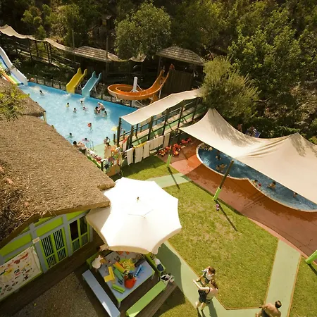 Hillside Club 5* 페티예