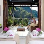 리조트 Hillside Club 5*