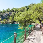 Hillside Club 5*