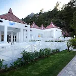 리조트 Hillside Club