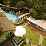 Hillside Club 5* 페티예