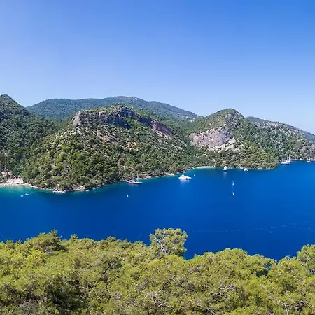 Resort Hillside Club