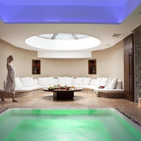 Hillside Club Курортный комплекс 5*