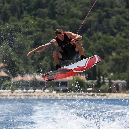 Hillside Club 리조트