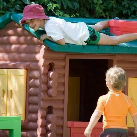 Курортный комплекс Hillside Club 5*