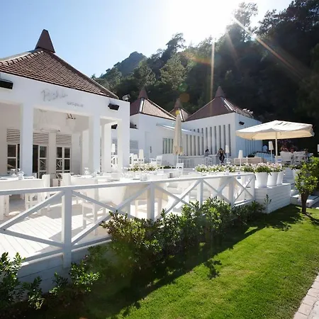 Hillside Club Resort 5*